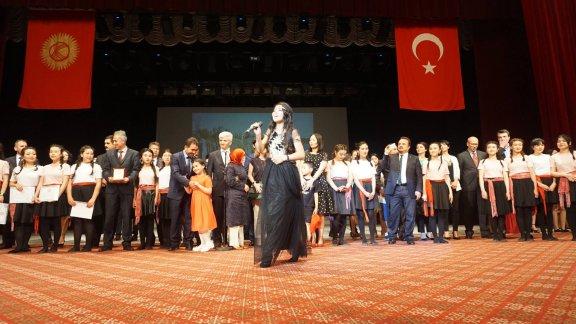 Türkiye Türkçesi Eğitim Öğretim Merkezinin 2016-2017 ders yılı sonu programı gerçekleşti.
